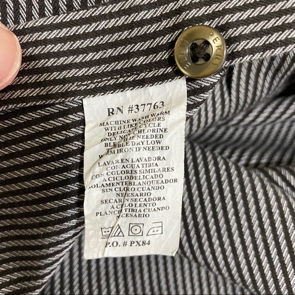 Perry Ellis Men’s Striped Long Sleeve Pocket Front Dress Shirt - Picture 9 of 9